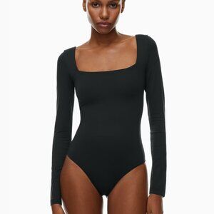 Contour squareneck longsleeve bodysuit
